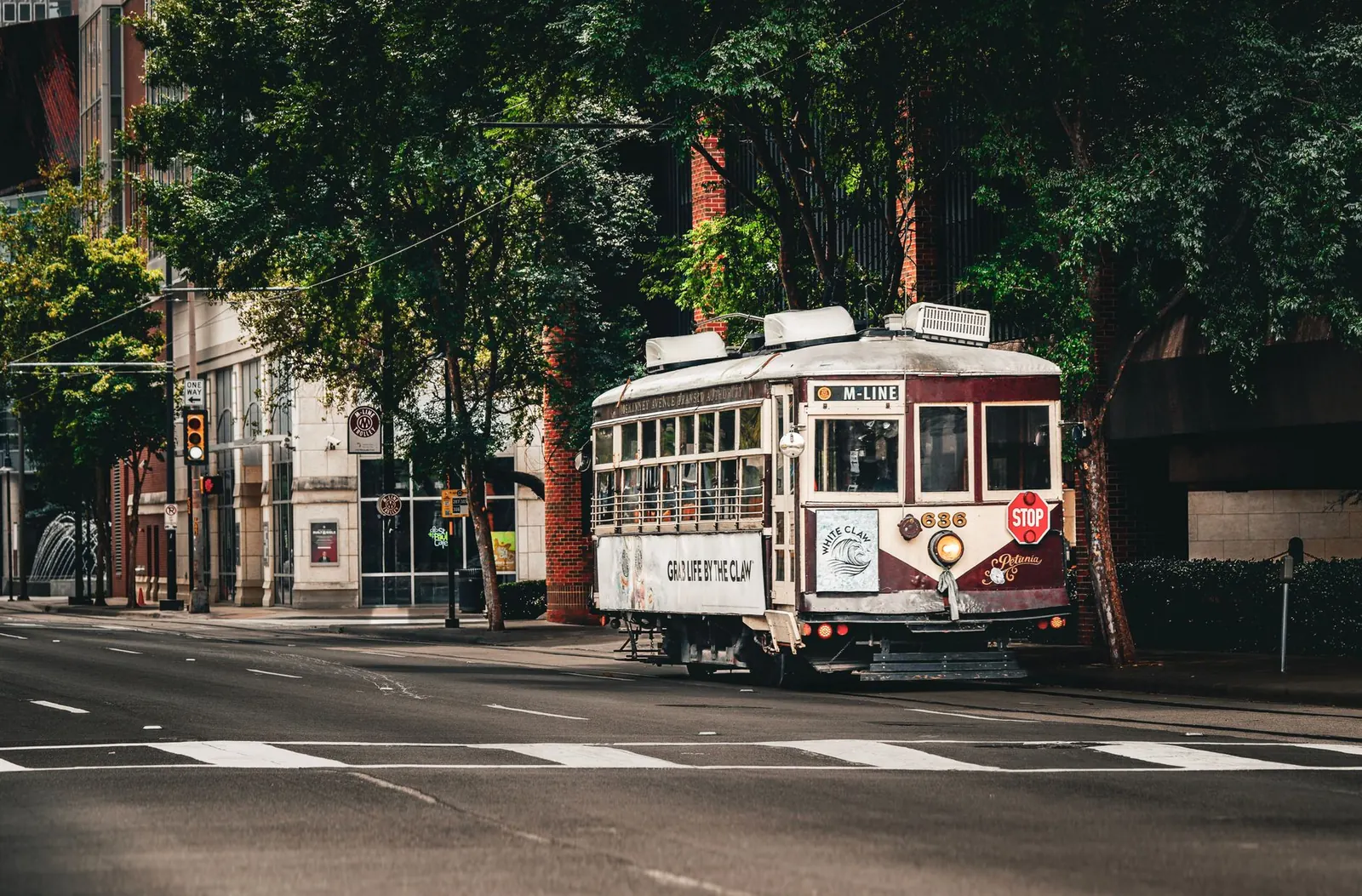 Getting Around Tampa: Cars, Tolls, the Streetcar and Bikes